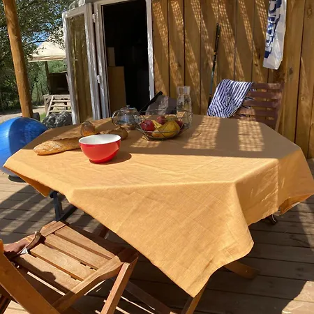La Yourte Camping
